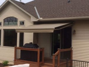 Retractable Awnings Minneapolis